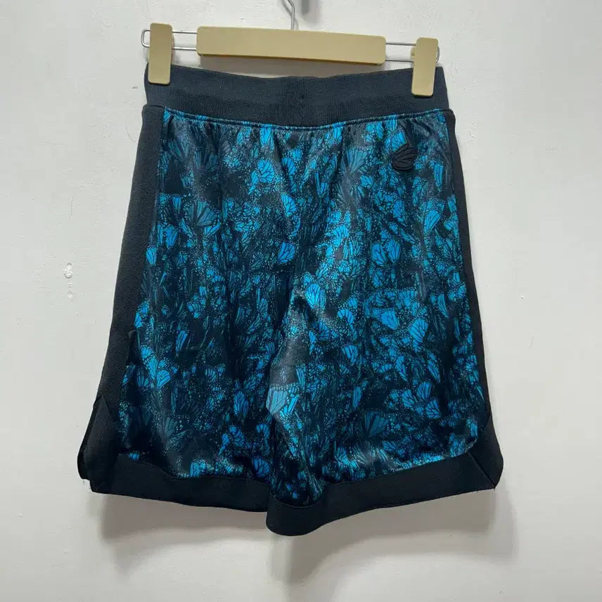 [SOLD OUT] 언더아머 여성 트레이닝 반바지 S