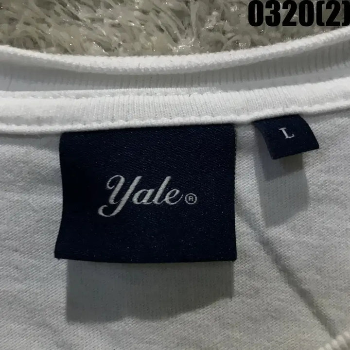 [BUNJANG] YALE White Short-Sleeve T-shirt (L) / 예일 YALE 화이트 반팔 티셔츠 L