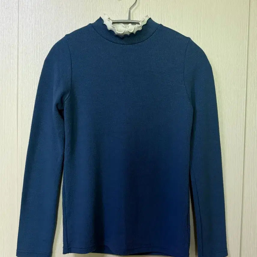 [BUNJANG] Navy Frill Neck Long Sleeve T-shirt / 네이비 프릴넥 긴팔 티셔츠
