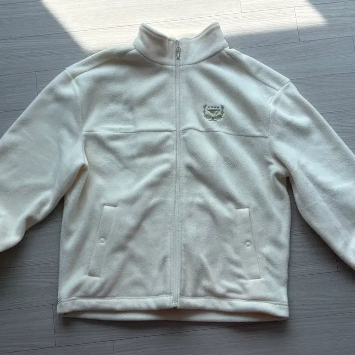 [BUNJANG] T1 2023 World Champion Fleece Jacket / 2023 world champion t1 월즈 챔피언 티원 후리스