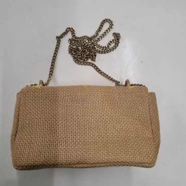 [BUNJANG] Seed Heritage Raffia Yellow Flower Embroidery Mini Crossbody Bag / 시드 헤리티지(정품)옐로우 플라워장식 라피아소재 금장체인 숄더 미니크로스