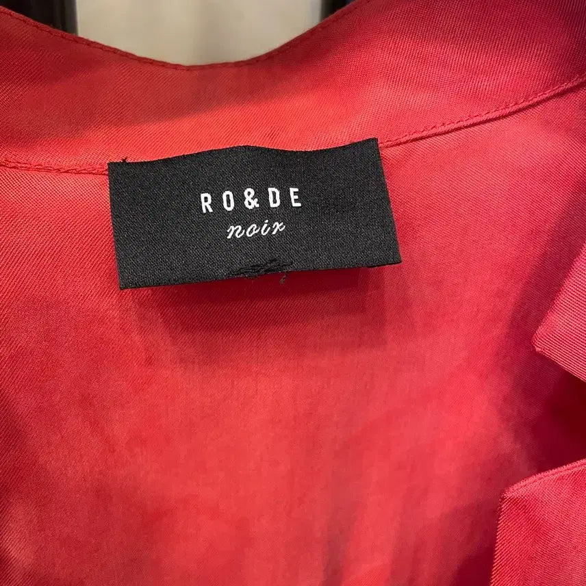 [BUNJANG] Ro&amp;de Noir Blouse (Size 55-66) / Ro&amp;de Noir 블라우스 55~66