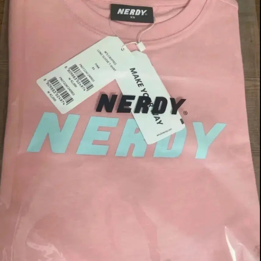 [BUNJANG] NERDY Crop Long Sleeve T-shirt / 널디 긴팔 크롭티 새상품