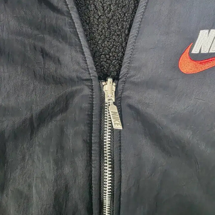 [BUNJANG] Supreme Nike Reversible Vest - Black / 택포)GD착샷 18fw 슈프림 나이키 리버시블 베스트 M사이즈 블랙