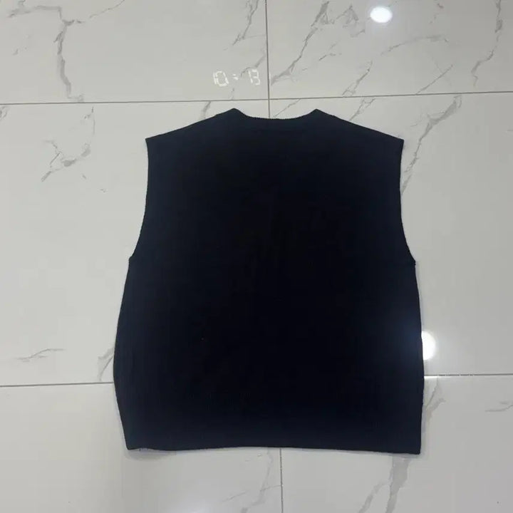 [BUNJANG] LETTER COMO Black Knit Vest M / 검정 니트 조끼 M