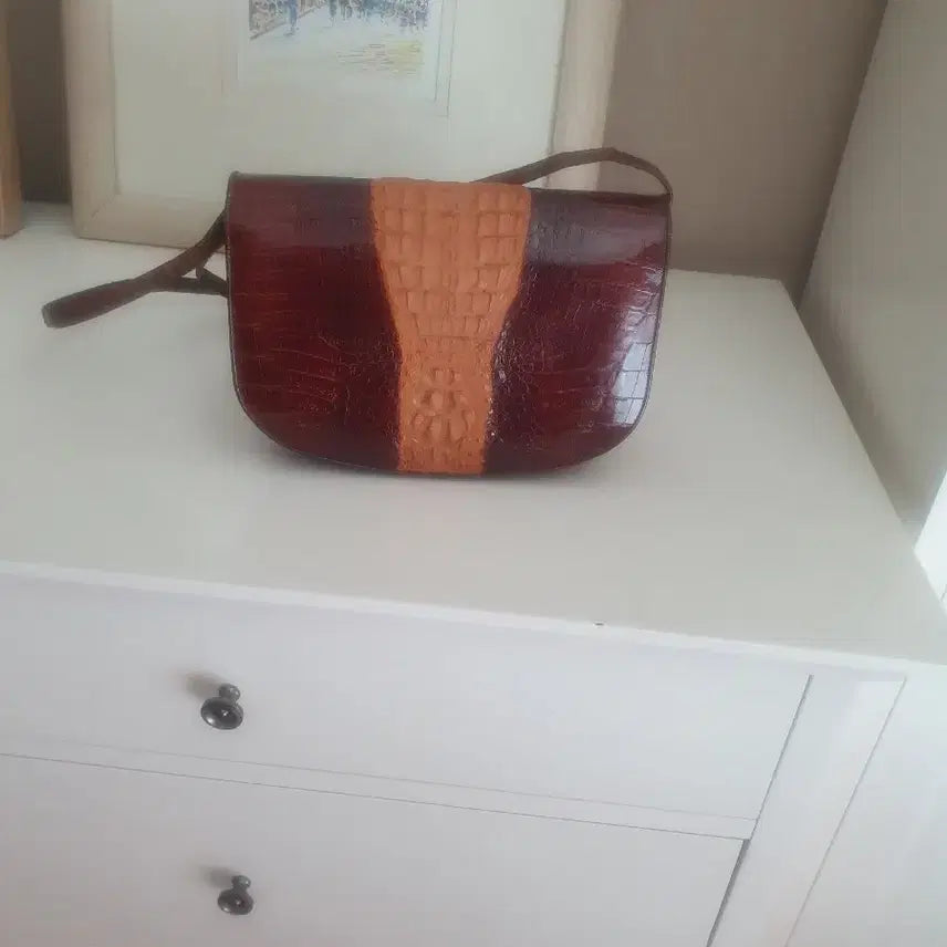 [BUNJANG] Crocodile Leather Shoulder/Cross Bag / 크로커다일 악어 가죽  숄더백/크로스백