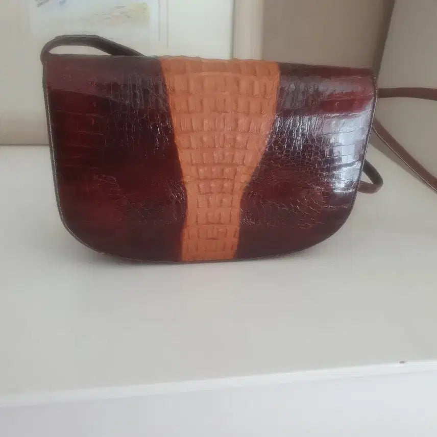 [BUNJANG] Crocodile Leather Shoulder/Cross Bag / 크로커다일 악어 가죽  숄더백/크로스백
