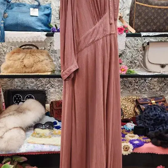 [BUNJANG] Uniqlo Long Dress (Size 66-77) / 얌전한 롱원피스(유니클로)(66~77)