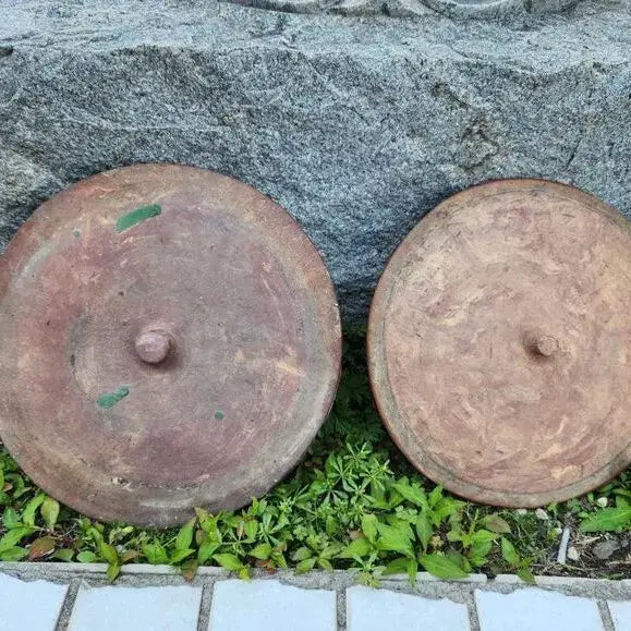 [BUNJANG] Folk Craft Belly Onggi Lid Set (2 pcs) / 민속품 배꼽옹기뚜껑 2점 일괄판매합니다..