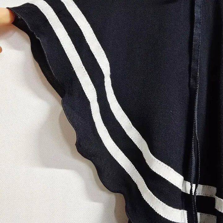 [BUNJANG] Lucky Chouette Off-Shoulder Striped Blouse / 럭키슈에뜨 오프숄더 블라우스 스트라이프
