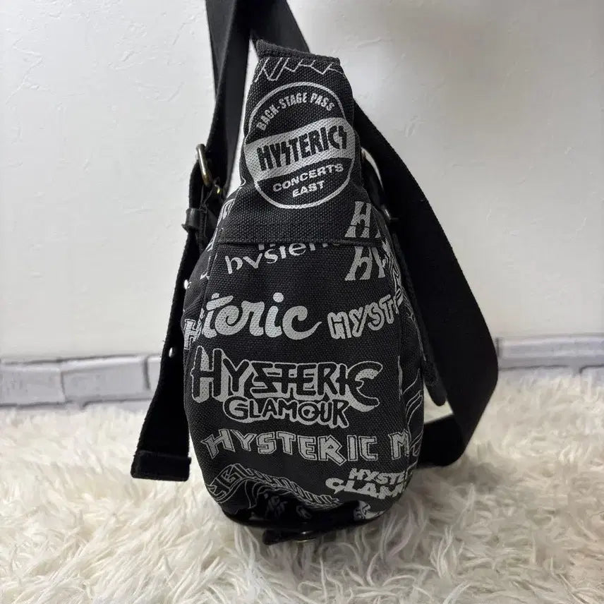 [BUNJANG] Hysteric Glamour Military 2-Way Shoulder Bag / 히스테릭 글래머  밀리터리 2웨이 숄더백