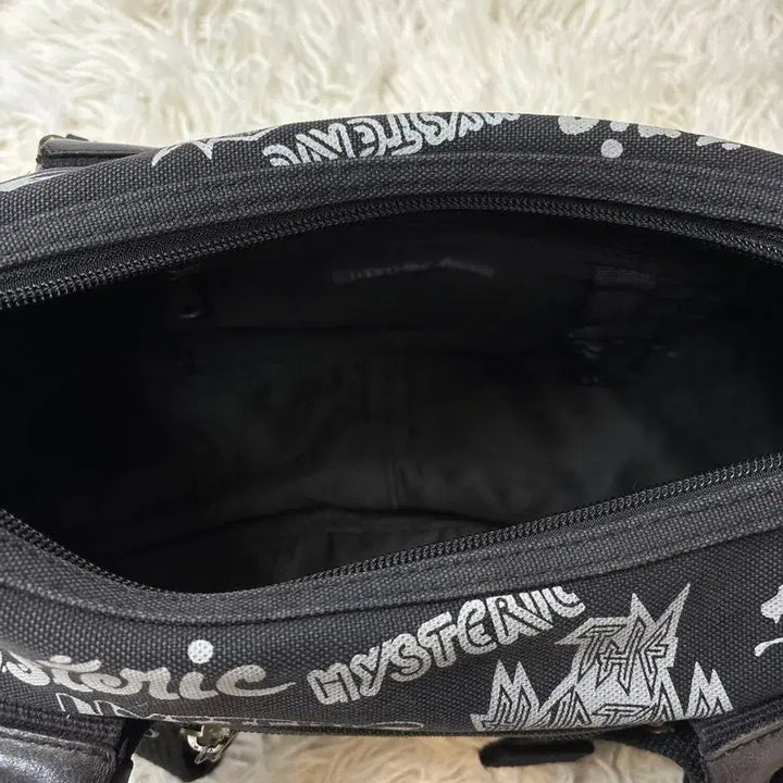 [BUNJANG] Hysteric Glamour Military 2-Way Shoulder Bag / 히스테릭 글래머  밀리터리 2웨이 숄더백