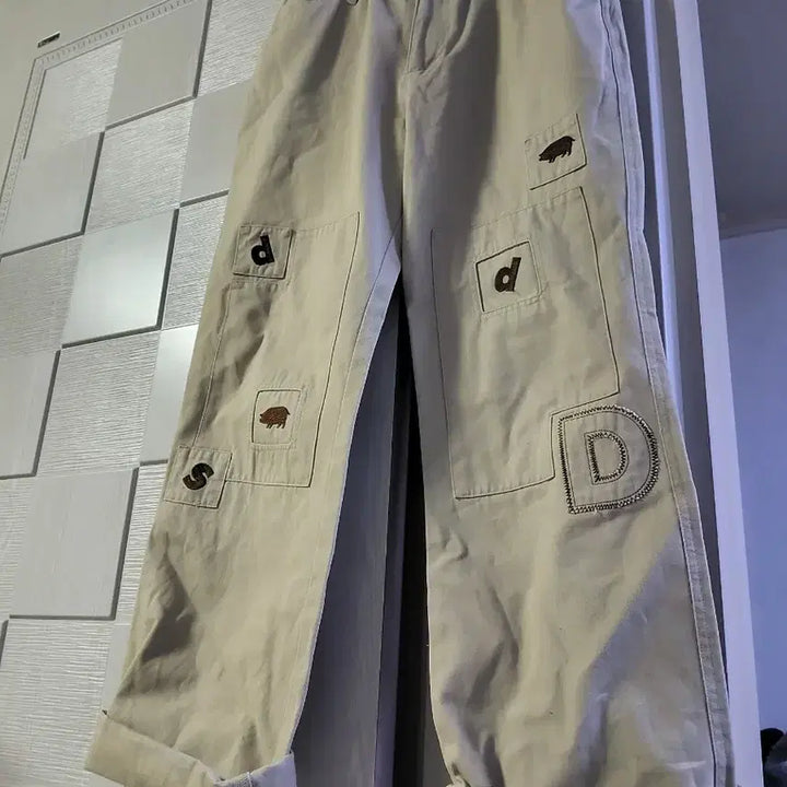 [BUNJANG] Beige Patch Detail Cotton Pants / 패치 디테일 베이지 면바지