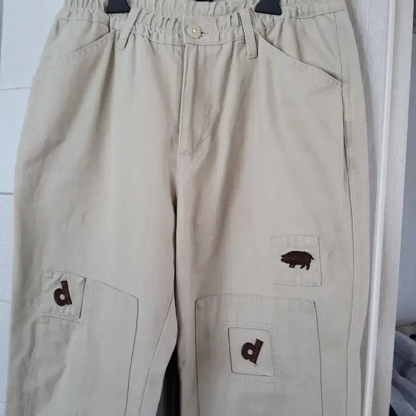 [BUNJANG] Beige Patch Detail Cotton Pants / 패치 디테일 베이지 면바지