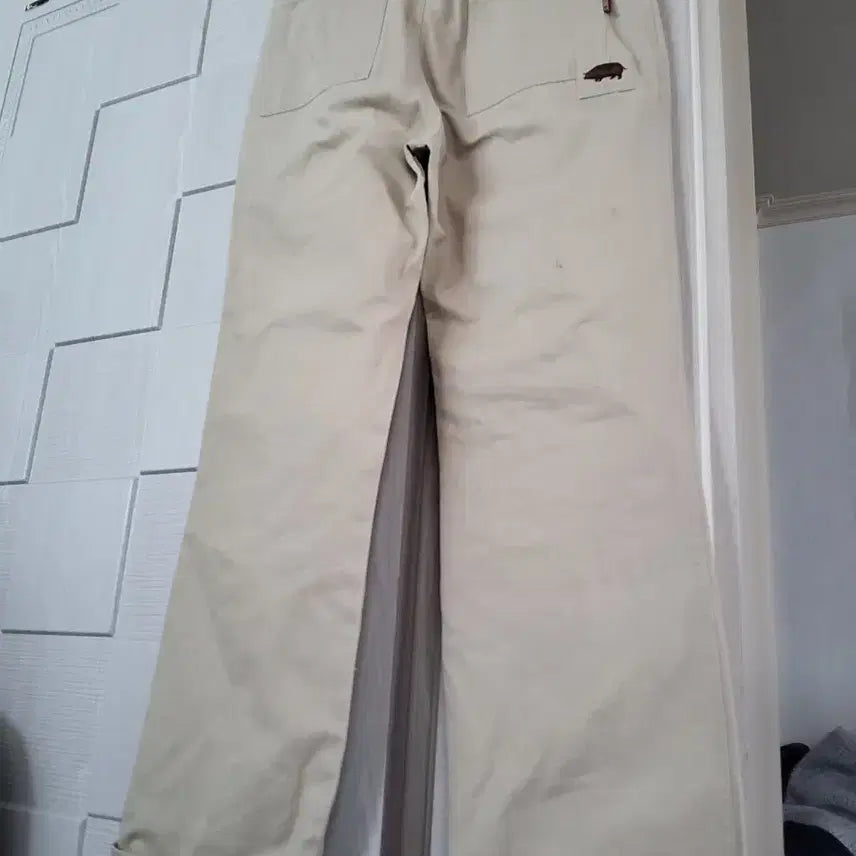 [BUNJANG] Beige Patch Detail Cotton Pants / 패치 디테일 베이지 면바지