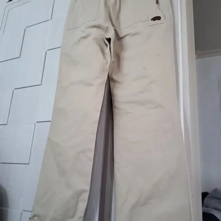 [BUNJANG] Beige Patch Detail Cotton Pants / 패치 디테일 베이지 면바지