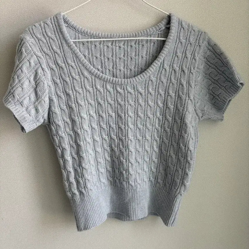 [BUNJANG] Cable Knit Sky Blue Short Sleeve Top / 케이블 니트 반팔