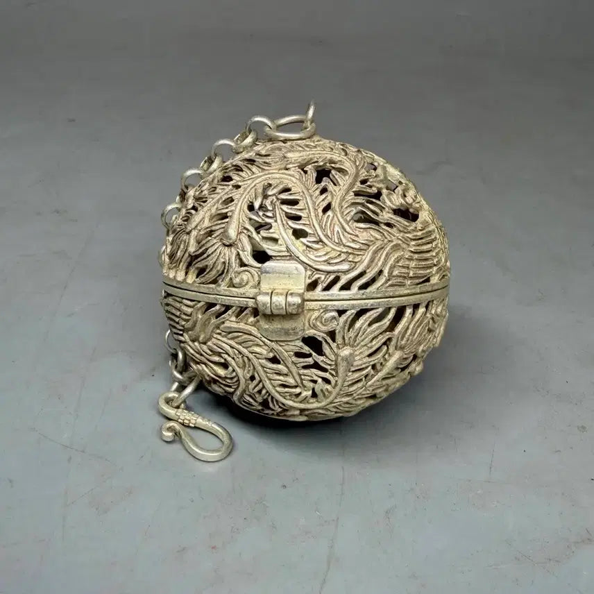 [BUNJANG] Baekdong Yongbongmun Incense Burner / 백동 용봉문 향낭 향통