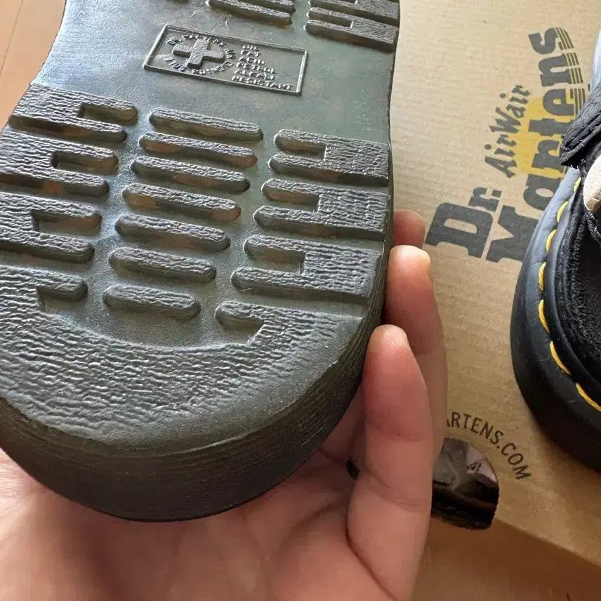 [BUNJANG] Dr. Martens Fisherman Sandals UK6 / 닥터마틴 피셔맨 샌들 UK6