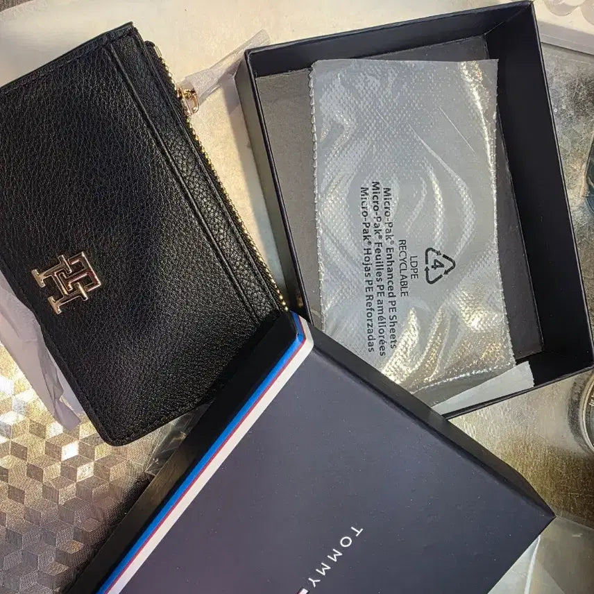 [BUNJANG] Tommy Hilfiger Card Wallet and Coin Purse / 타미힐피거 블랙 카드지갑 겸 동전지갑
