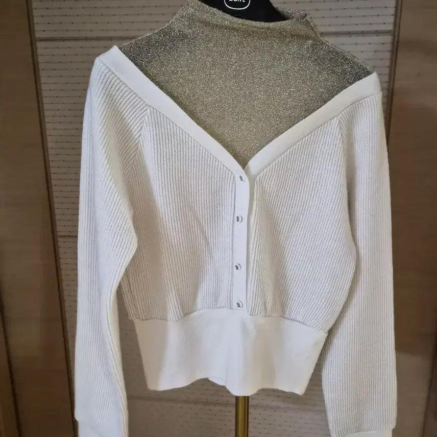[BUNJANG] Egoist Crop Knit Top / 에고이스트 크롭 니트.55사이즈