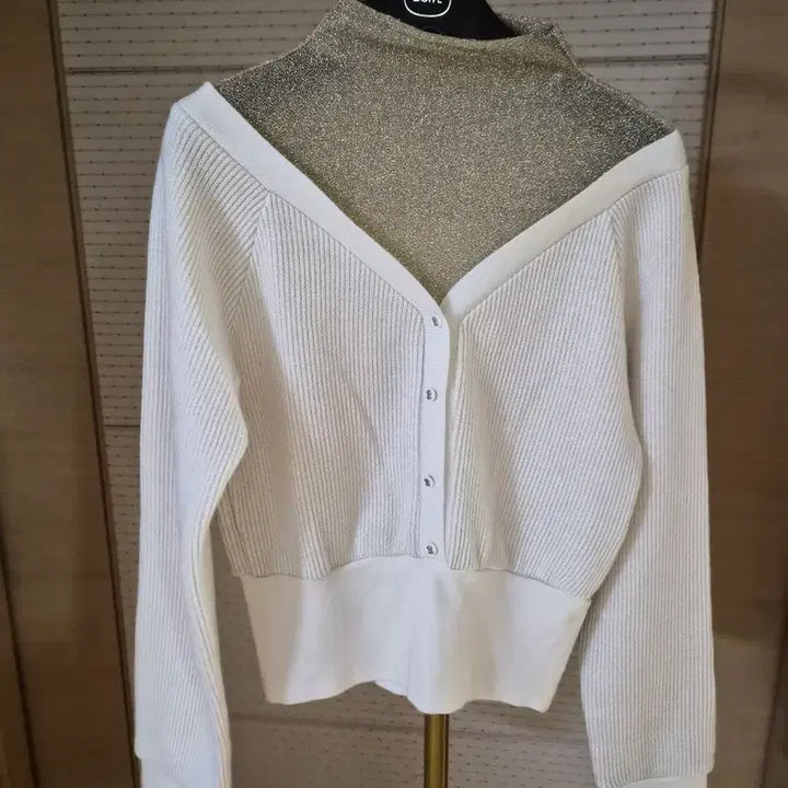 [BUNJANG] Egoist Crop Knit Top / 에고이스트 크롭 니트.55사이즈