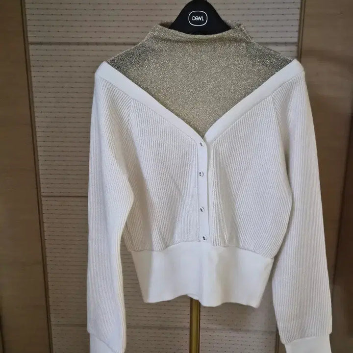 [BUNJANG] Egoist Crop Knit Top / 에고이스트 크롭 니트.55사이즈