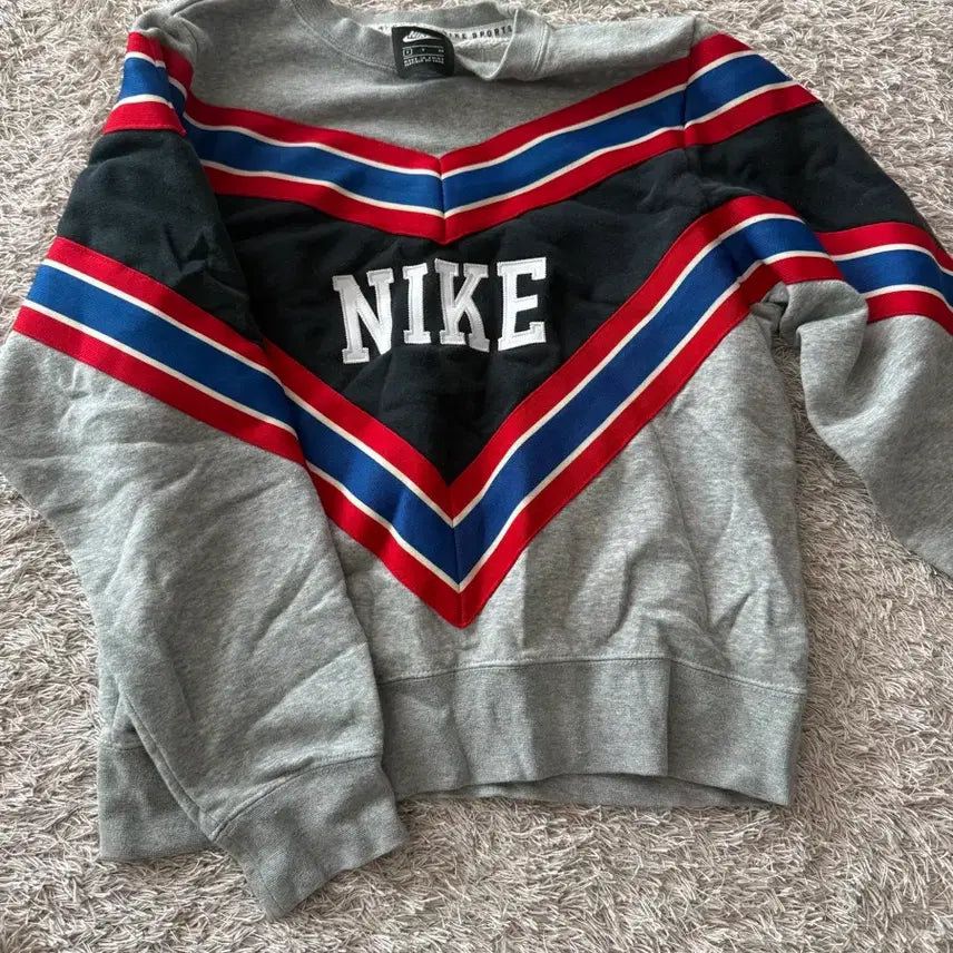 [BUNJANG] Nike Gray Swoosh Sweatshirt / 나이키 그레이 스우시 맨투맨