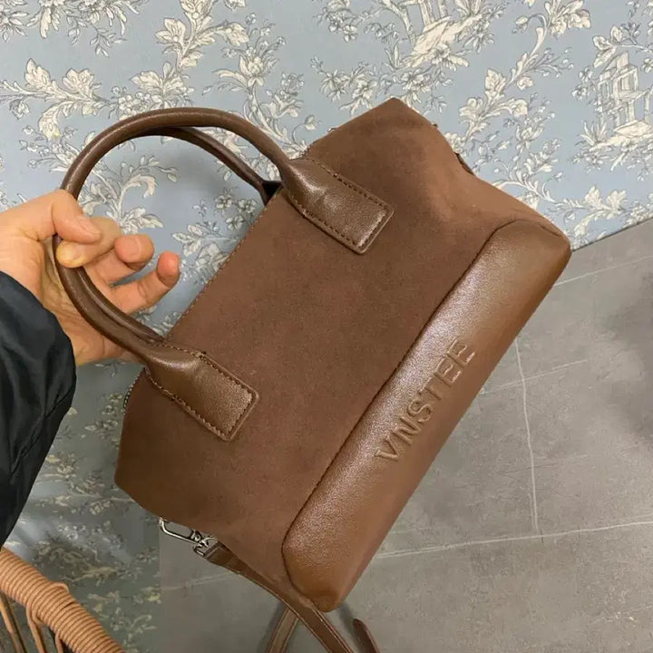 [BUNJANG] Suede Crossbody Bag / 스웨이드재질 크로스백