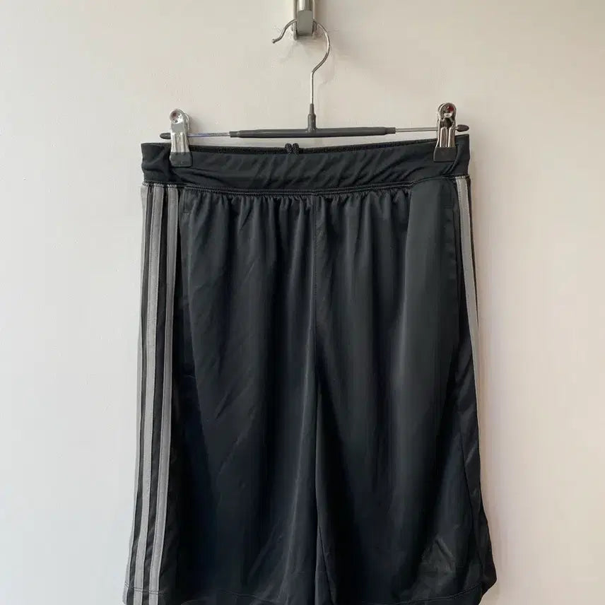 [BUNJANG] Adidas Black Training Shorts S / 아디다스 블랙 트레이닝 반바지 S