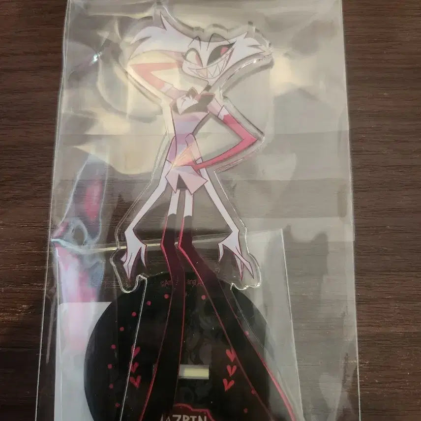 [BUNJANG] Hazbin Hotel Smile Base Cafe Angel Acrylic Stand / 해즈빈호텔 스마일베이스카페 아크릴스탠드 엔젤