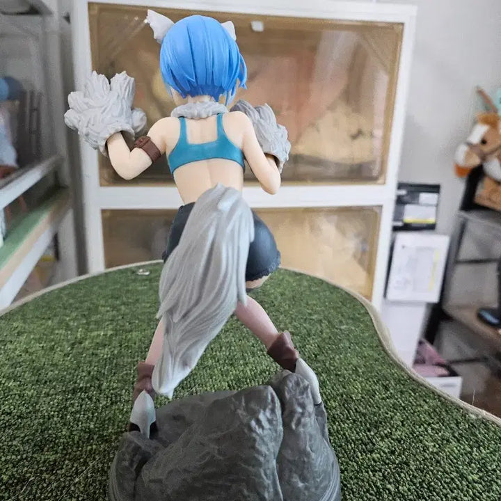 [BUNJANG] Re:Zero Rem Monster Motion Wolf Girl Figure / 리제로 렘 몬스터 모션 늑대 소녀 피규어