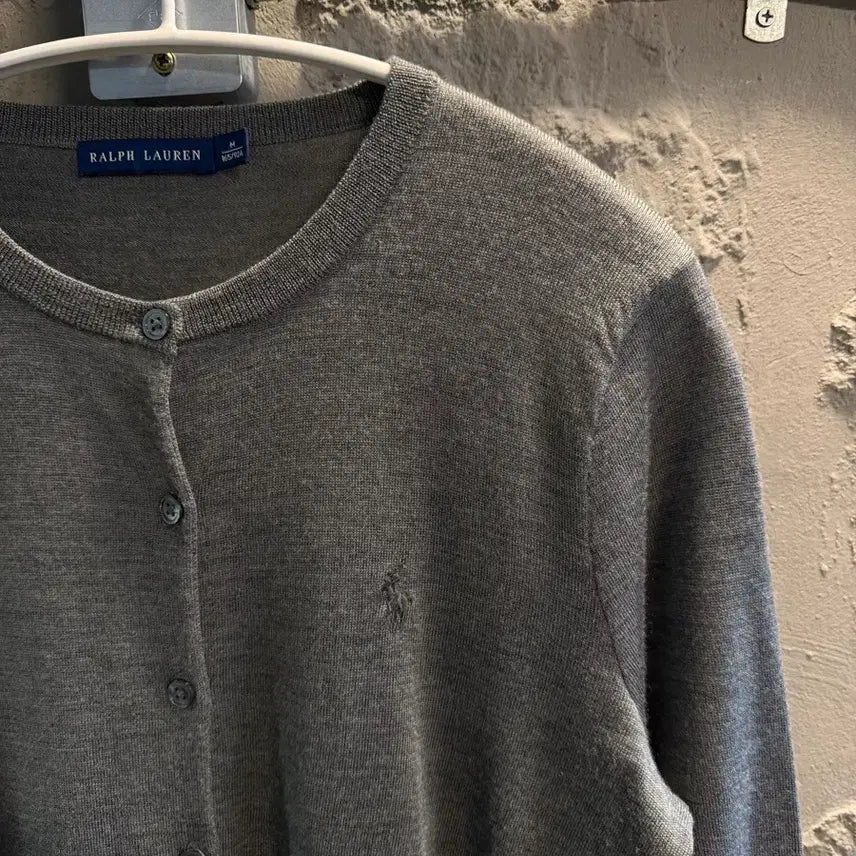[BUNJANG] Ralph Lauren Merino Wool Round Neck Cardigan Gray / M 랄프로렌 RALPH LAUREN 메리노 울 라운드넥 가디건 그레이
