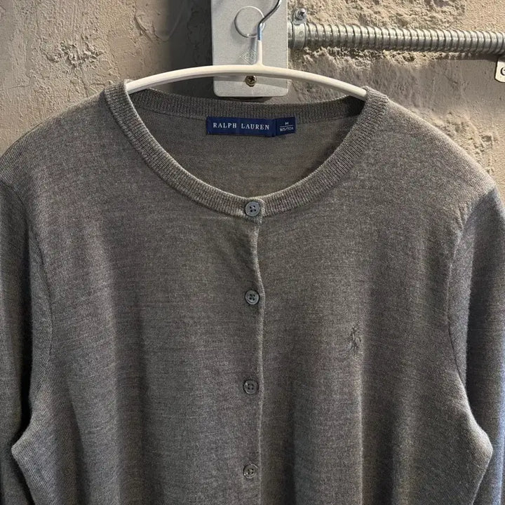 [BUNJANG] Ralph Lauren Merino Wool Round Neck Cardigan Gray / M 랄프로렌 RALPH LAUREN 메리노 울 라운드넥 가디건 그레이