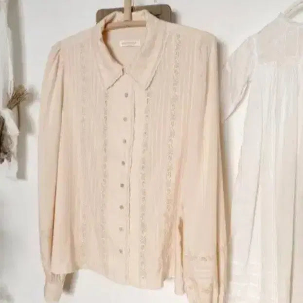 [BUNJANG] Mimi Boutique Versailles Lace Blouse Beige / (미개봉)미미부티크 베르사유 레이스 블라우스 베이지