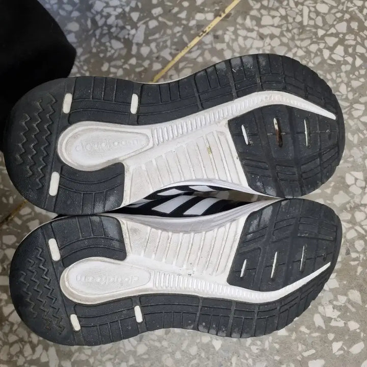 [BUNJANG] Adidas Running Shoes (240mm) / [240 size] 아디다스 운동화 런닝화