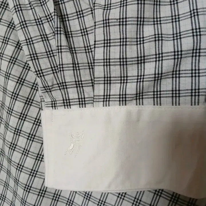 [BUNJANG] Burberry Check Henley Long Sleeve Shirt / 정품 버버리 체크 헨리넥 긴팔 체크 셔츠