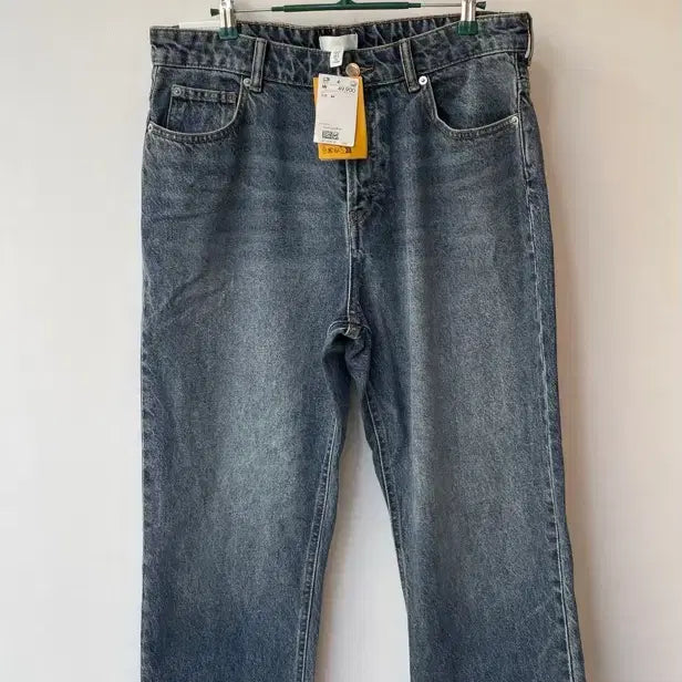 [BUNJANG] H&amp;M Denim Straight High-waist Jeans / H&amp;M 데님 스트레이트 하이웨스트 청바지 44