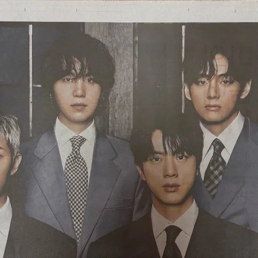 [BUNJANG] BTS Arirang Comeback Special Edition Newspaper 4-Piece Set / 방탄 BTS 아리랑 컴백특집 특별판 신문 4종 세트