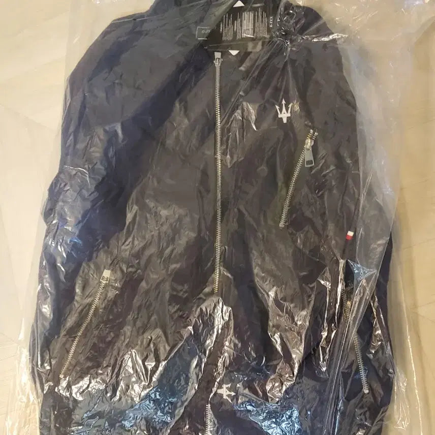 [BUNJANG] Maserati MA-1 Windbreaker Jacket / 마세라티 Ma-1 윈드브레이커 항공쟈켓