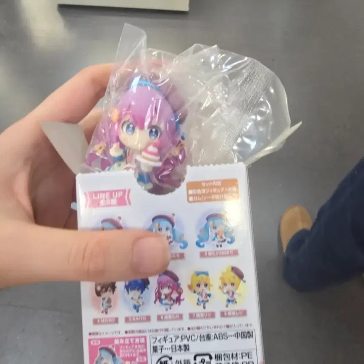 [BUNJANG] Hatsune Miku Yukimiku 2026 Luka Figure / 유키미쿠 2026 피규어 루카 판매