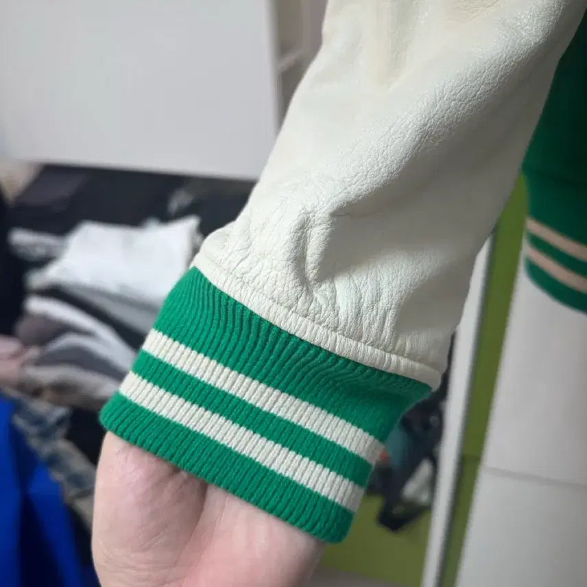 [BUNJANG] Blackout No Tears Varsity Jacket (Size S) / 블랙아웃 no tears 바시티 사이즈 s