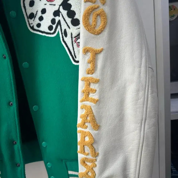 [BUNJANG] Blackout No Tears Varsity Jacket (Size S) / 블랙아웃 no tears 바시티 사이즈 s