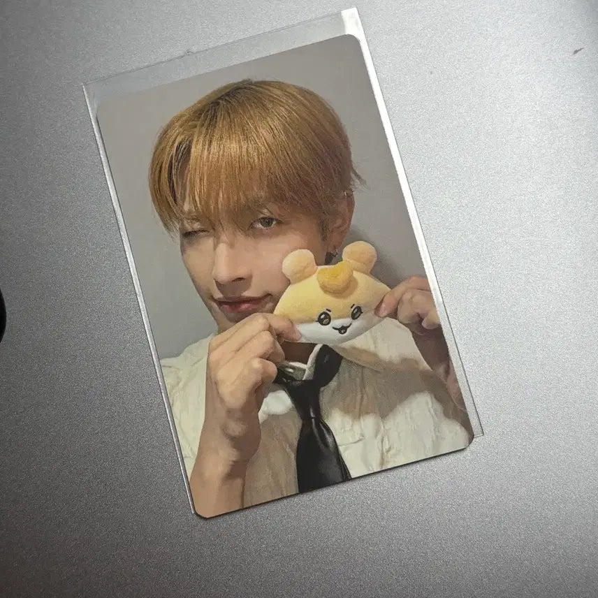 [SOLD OUT] 에이티즈 마이티즈 원더룸 트레카 홍중