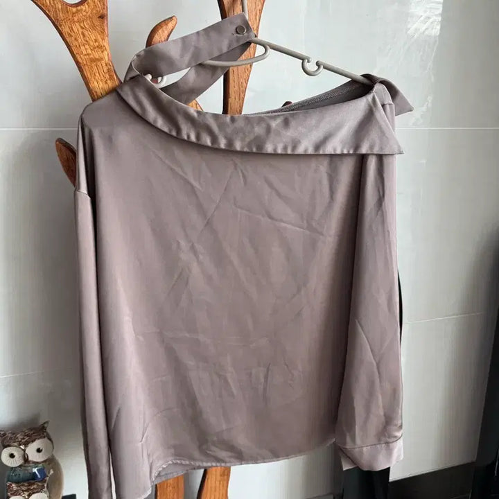 [BUNJANG] Off-Shoulder Choker Blouse / 오프숄더 초커 블라우스