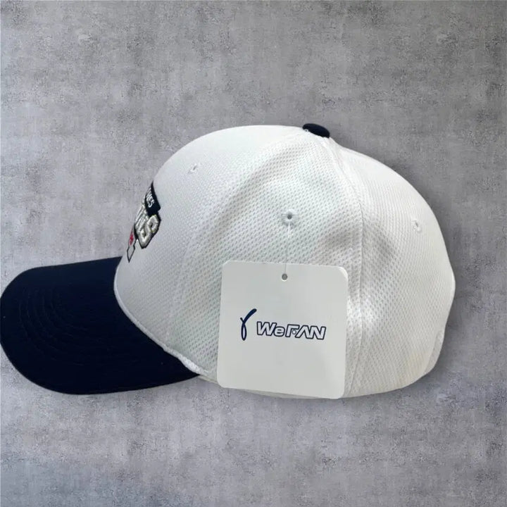 [BUNJANG] Doosan Bears 2016 Korean Series Champion Ball Cap (L) / 두산베어스 화이트 네이비 2016 한국시리즈 챔피언 볼캡 모자 L