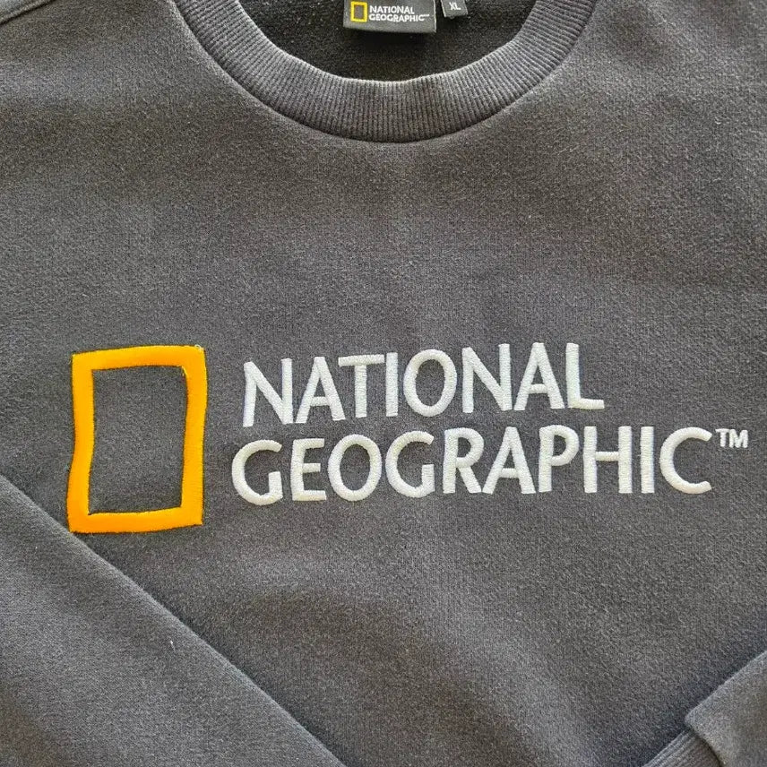 [BUNJANG] National Geographic Fleece Sweatshirt - XL / 내셔널지오그래픽 기모 맨투맨 블랙 -XL