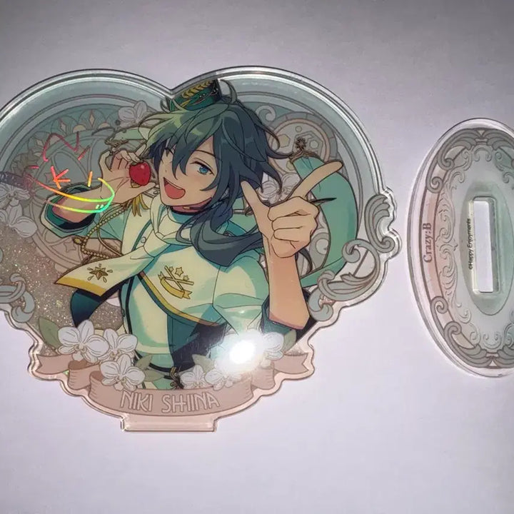 [BUNJANG] Ensemble Stars Niki Heart Acrylic Stand / 앙상블스타즈 니키 하트유사코롯타 하트아크릴