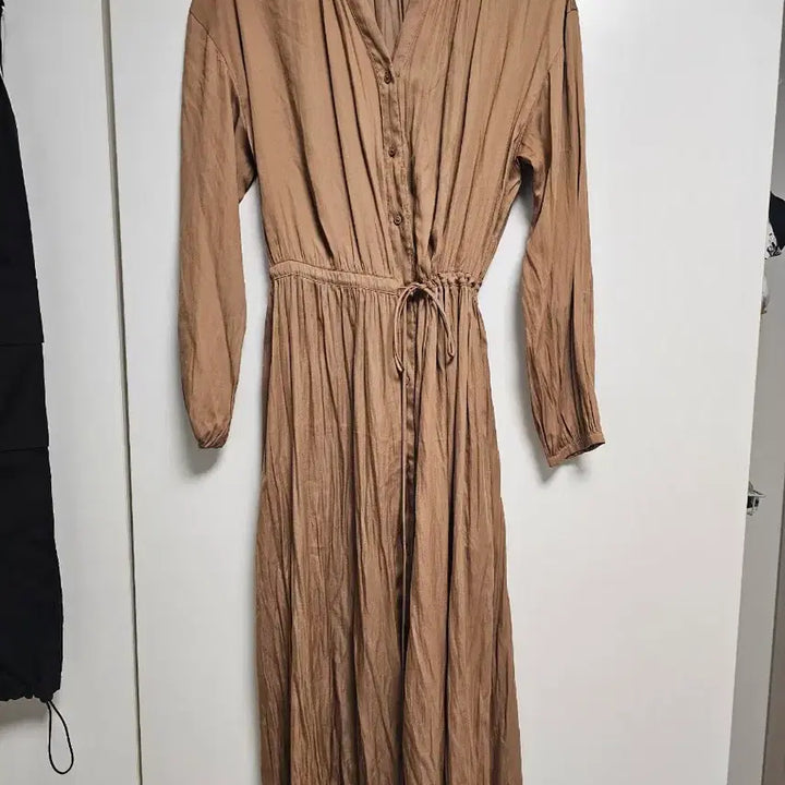 [BUNJANG] Uniqlo Brown Long Dress (Size L) / 유니클로 브라운 롱 원피스 66 77 88 L사이즈(100)