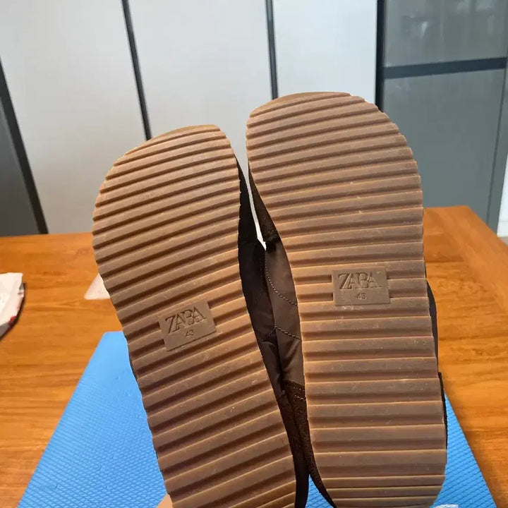 [BUNJANG] ZARA Barefoot Sneakers / 자라 베어풋 스니커즈 275
